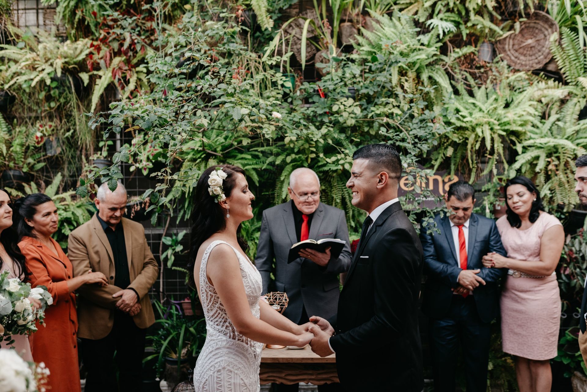 Mini Wedding em São José dos Campos: veja fotos do casamento no Avelina Bar e Restaurante