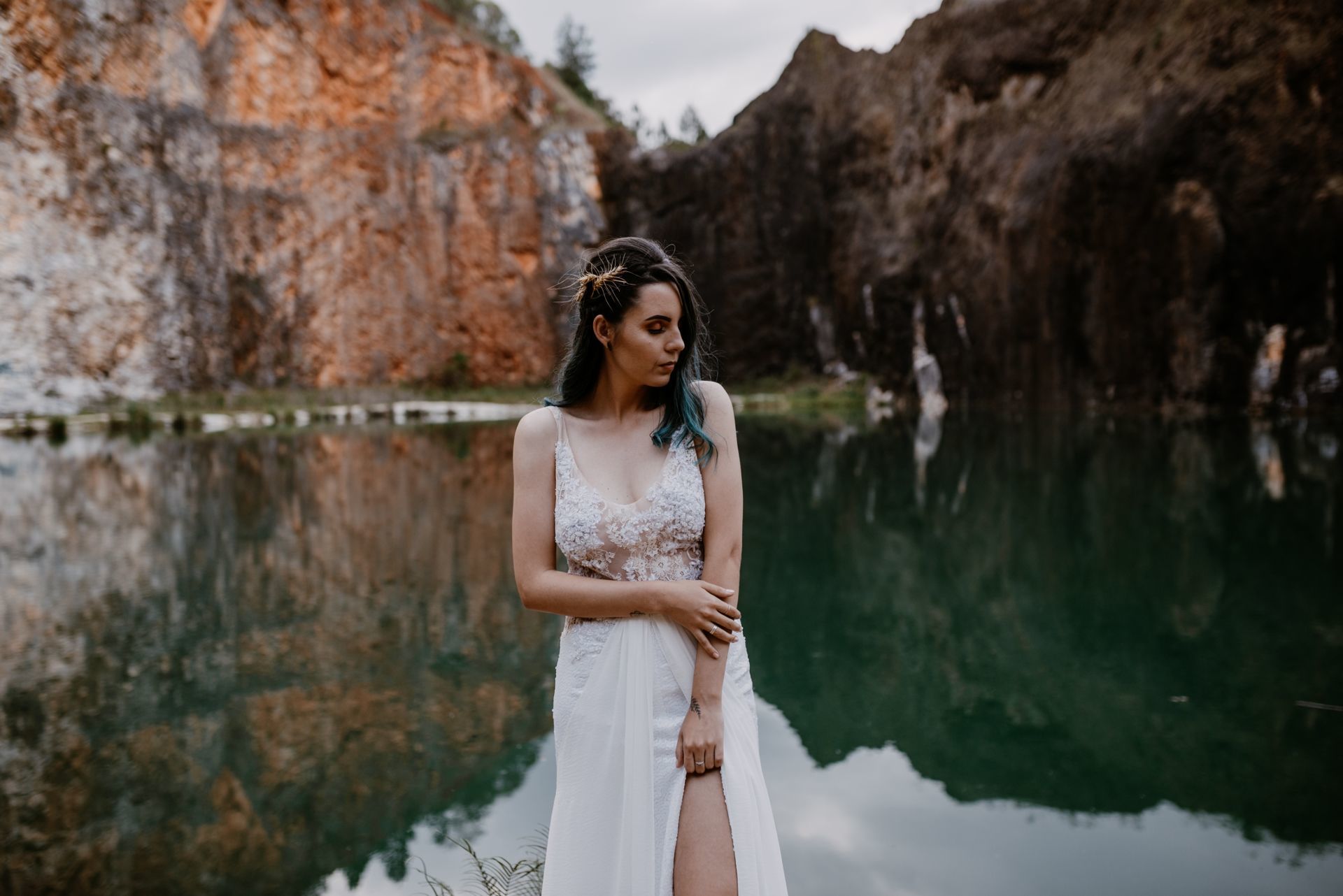 Foto Vestido de noiva com identidade e personalidade pela Artha Atelier Foto Vestido de noiva com identidade e personalidade pela Artha Atelier - Imagem 3