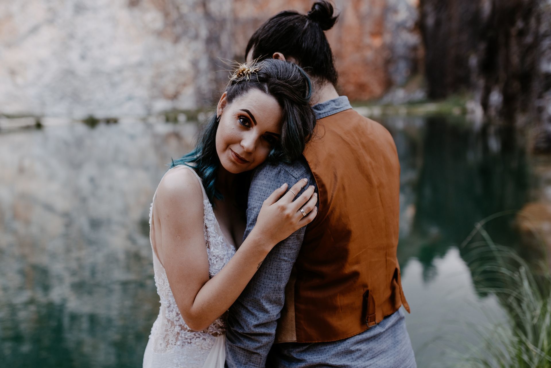 Foto Vestido de noiva com identidade e personalidade pela Artha Atelier Foto Vestido de noiva com identidade e personalidade pela Artha Atelier - Imagem 4