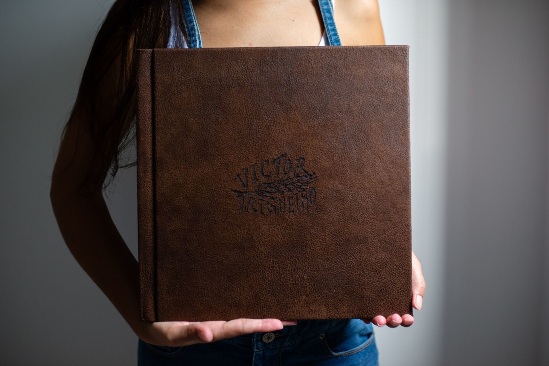 Foto Cuide do álbum de casamento: dicas para evitar o desgaste do material Foto Cuide do álbum de casamento: dicas para evitar o desgaste do material - Imagem 2