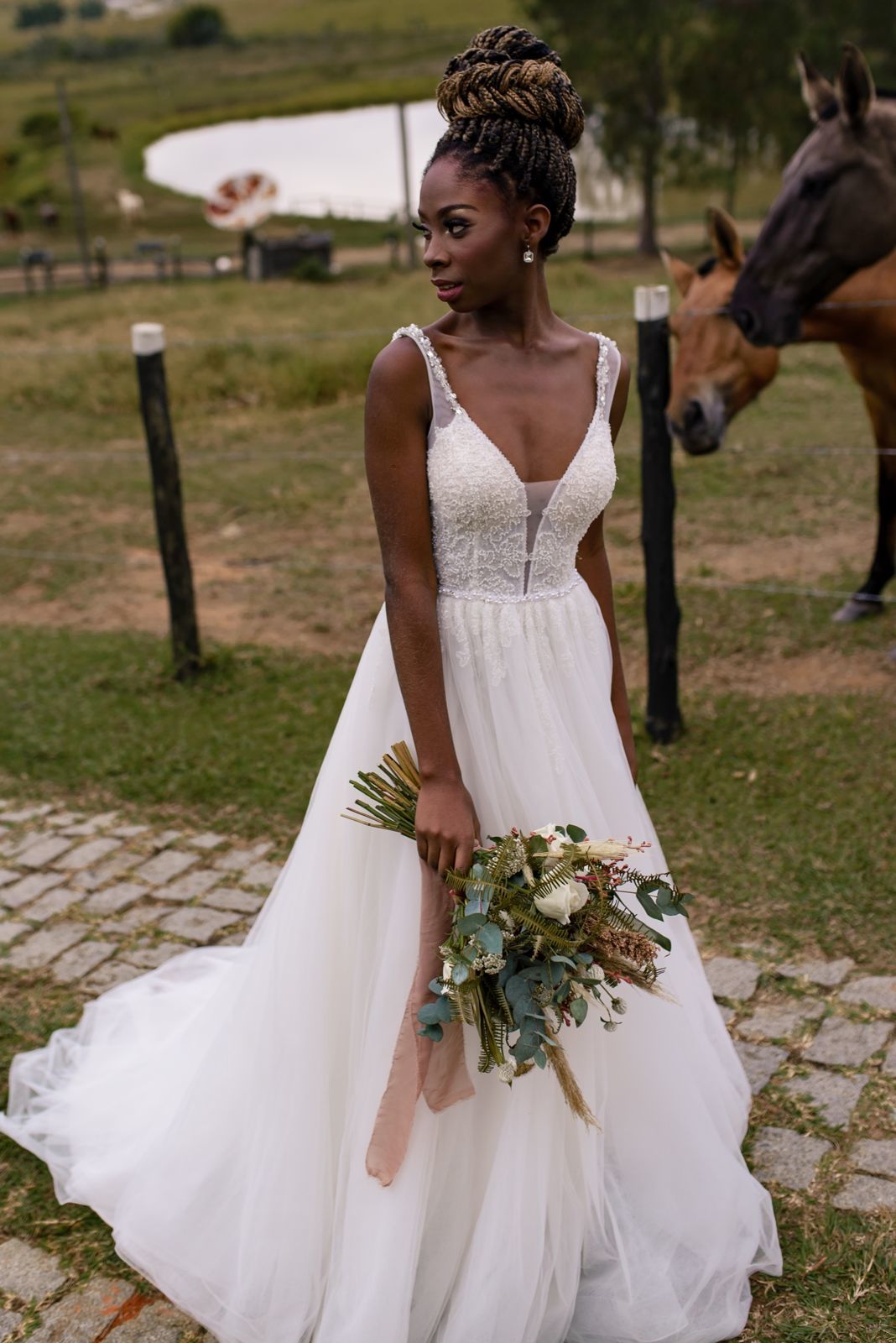 Foto Vestido Boho ou Classico, qual combina mais com minha cerimônia? Foto Vestido Boho ou Classico, qual combina mais com minha cerimônia? - Imagem 4