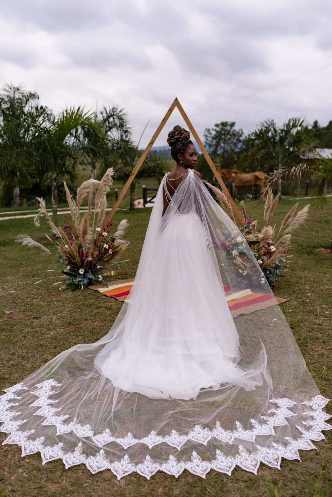 Foto Vestido Boho ou Classico, qual combina mais com minha cerimônia? Foto Vestido Boho ou Classico, qual combina mais com minha cerimônia? - Imagem 5